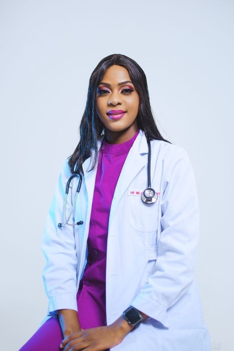 img-20260102-wa00833088213958356538838